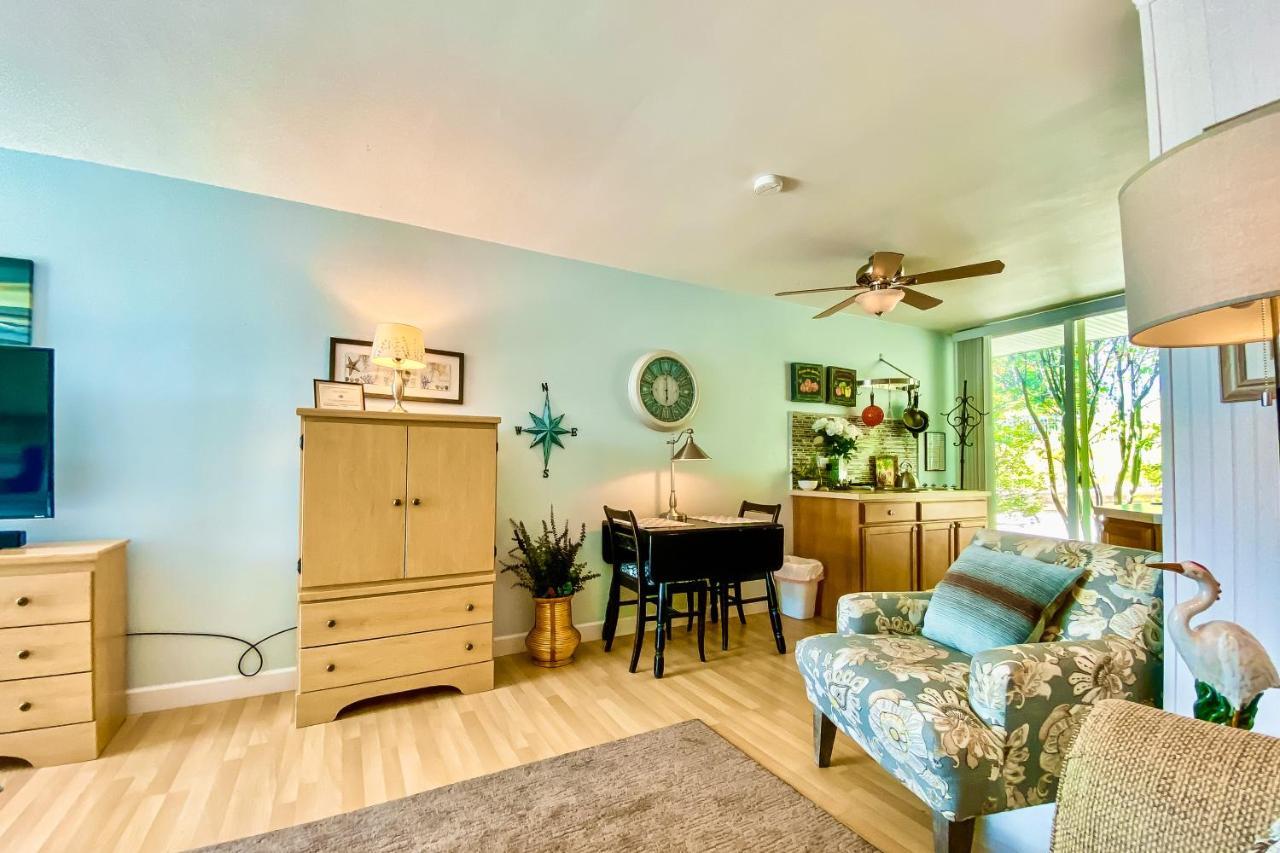 Waterside Suites Saugatuck Εξωτερικό φωτογραφία